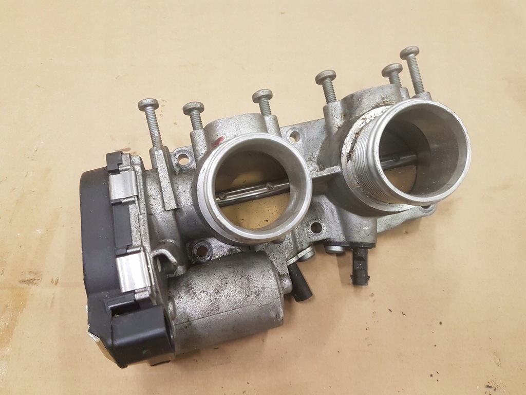 фото №1, 327 ceu rs7 rs6 s6 дросельна заслінка 079133062m