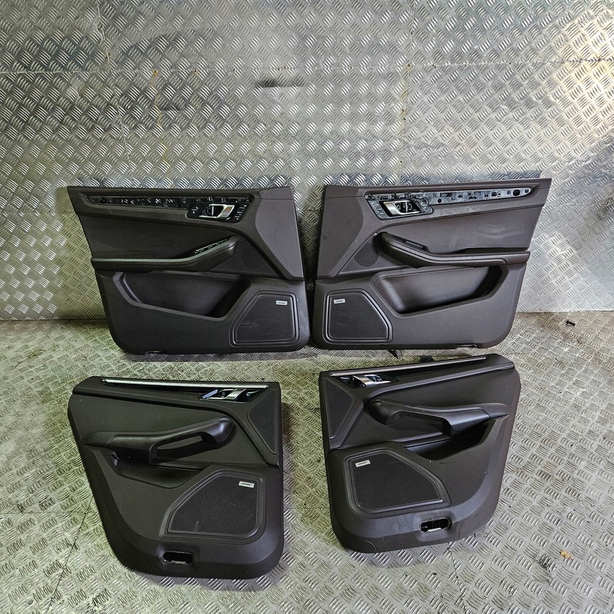 фото №9, Сиденья сиденье заднее сиденье обшивки porsche macan gts коричневый коричневые