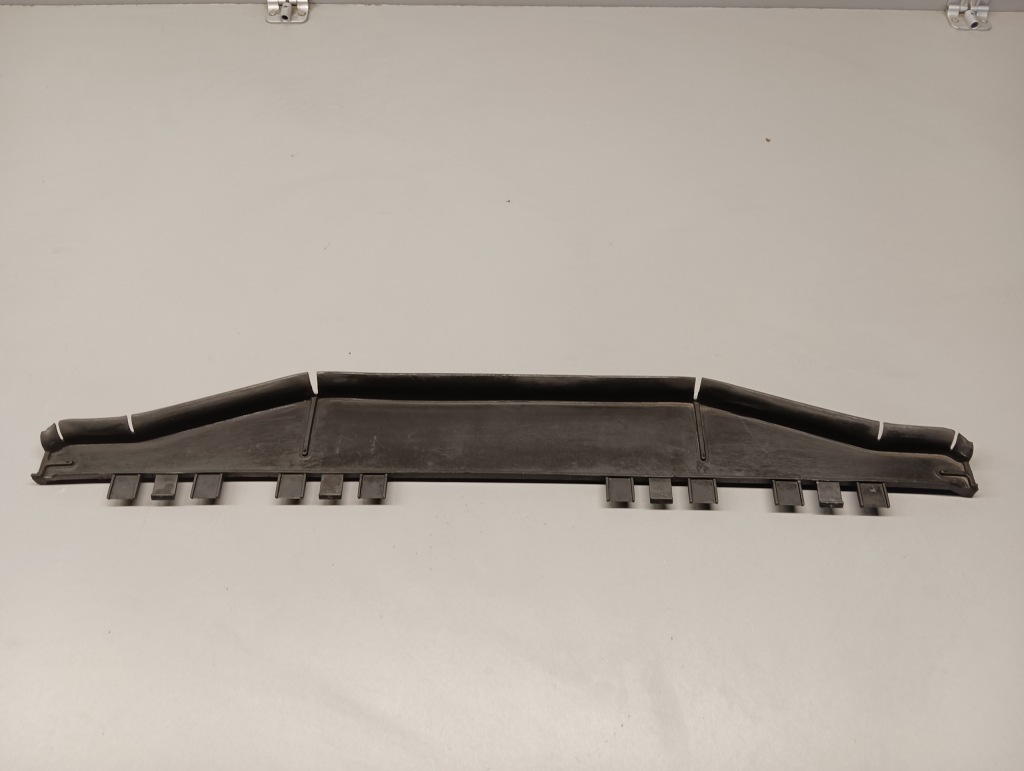 фото №1, Защита радиатора mercedes e-klasa w212 2125051430