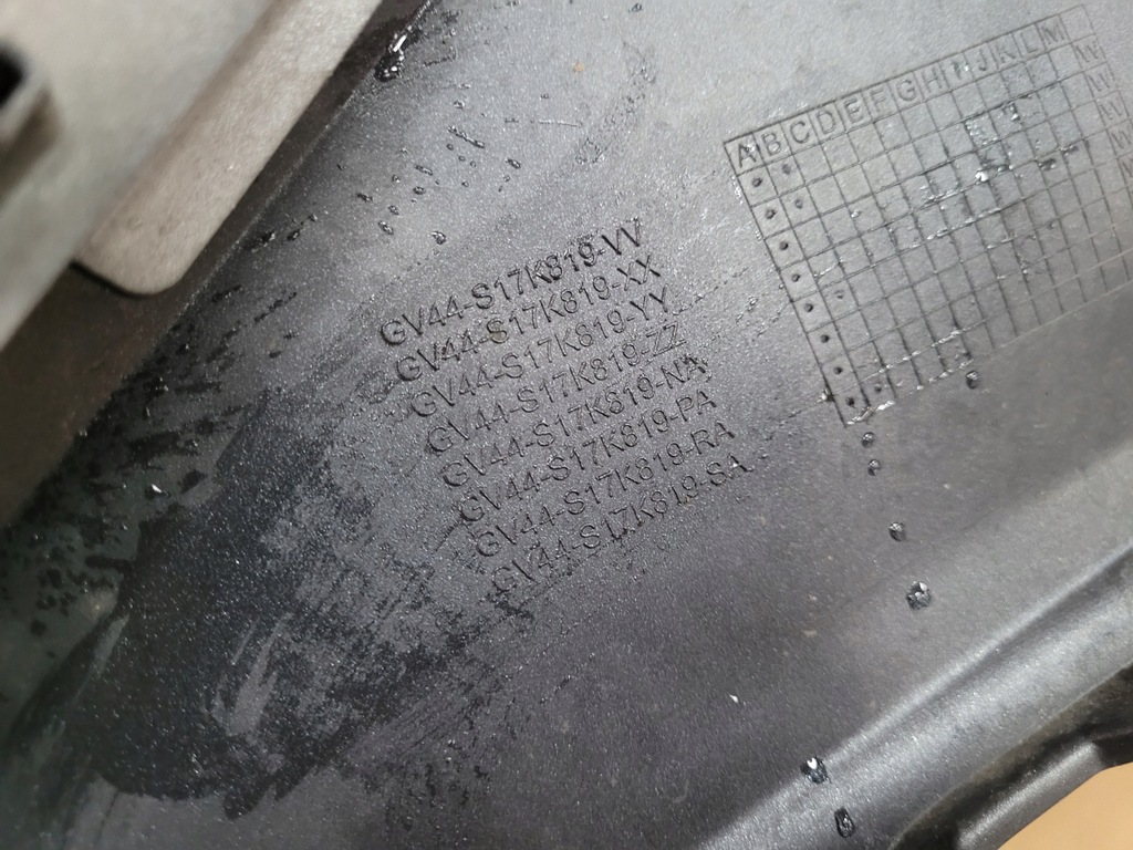 фото №11, Ford kuga ii 2 mk2 lift 16-19 бампер перед решётка радиатора передний sprysk pdc