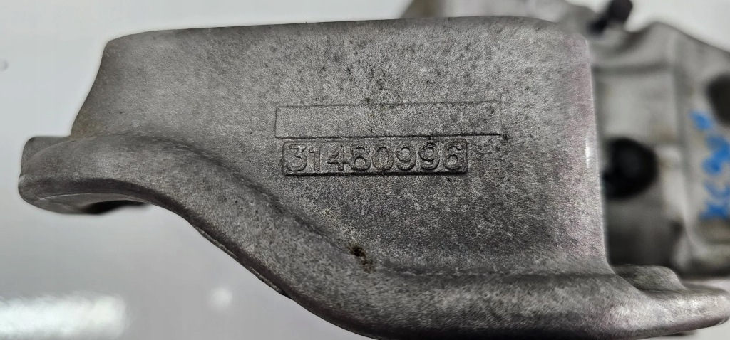 фото №6, Volvo xc90 ii 2.0d d4 d5 кронштейн кронштейн генератора