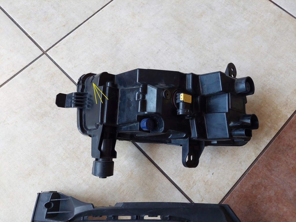 фото №4, Правый противотуманная фара - led - решётка - vw polo vi - 2g0