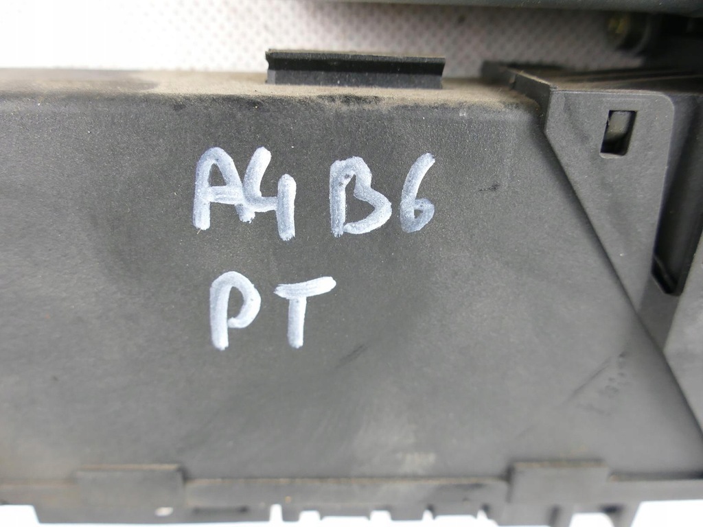 фото №8, Audi a4 b6 sedan моторчик підйомника правий задня