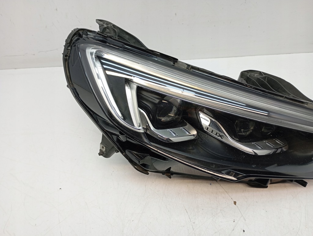 Фара правый перед intelli lux led full led opel insignia 2 b 17- 39195646 в Украине