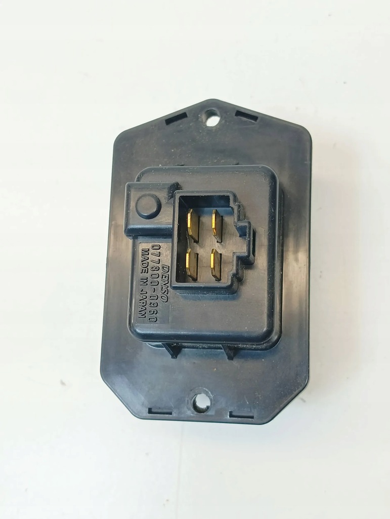 фото №1, Honda cr-v iii lift 09-12 резистор вентилятор 2,0 бензин r20a2