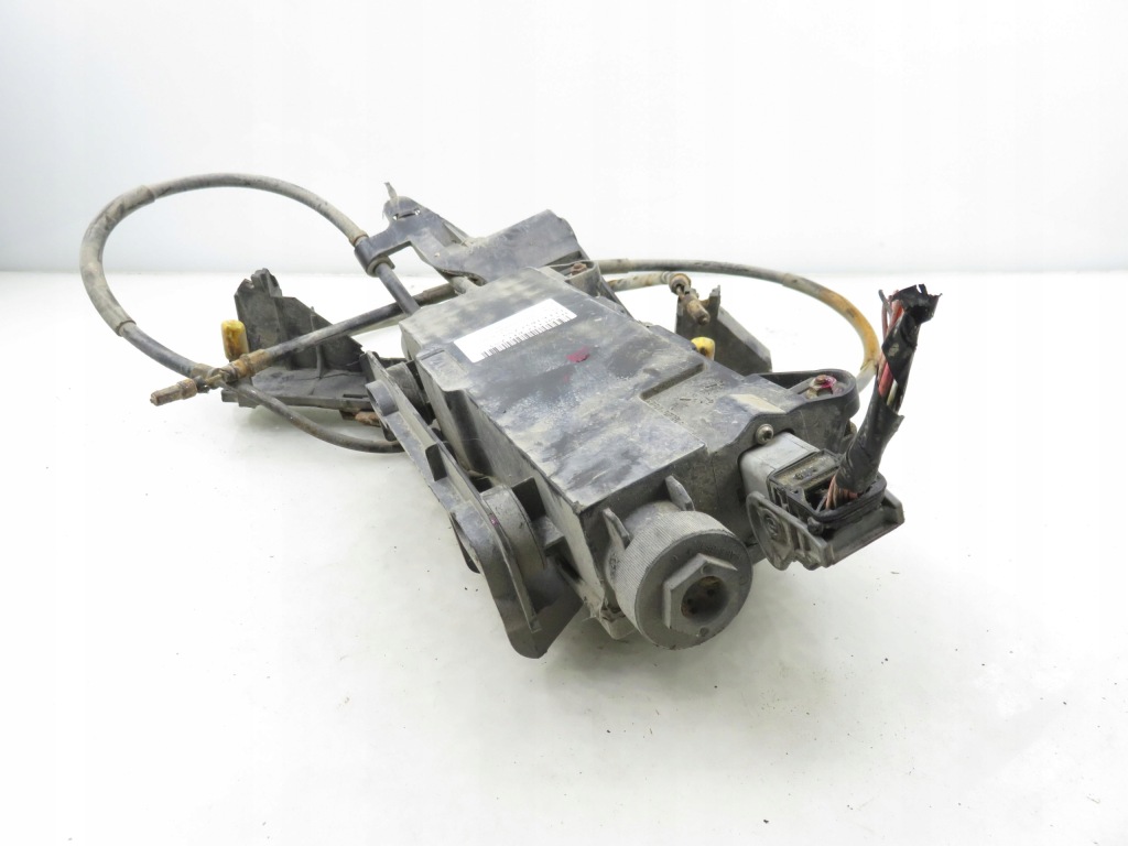 Тормоз электрический renault scenic 2 8200311379 Оригинал