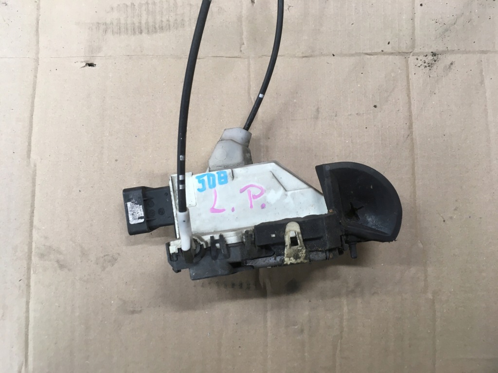 Замок дверь перед peugeot 508 psa851916 psa851917 Киев