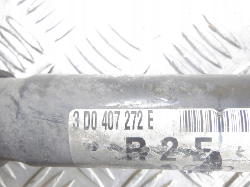 фото №3, Приводной вал передняя правая vw phaeton 3d0407272e