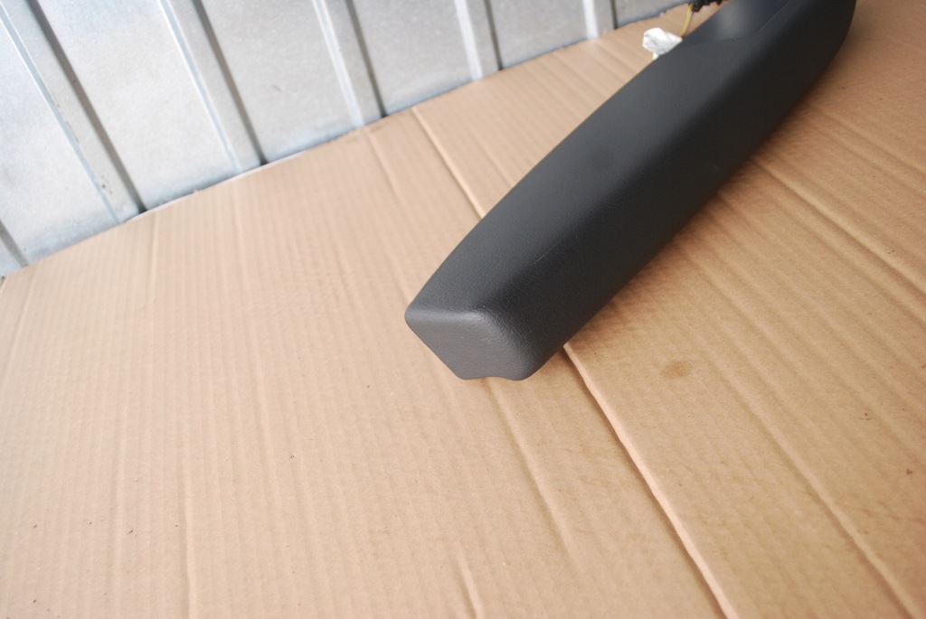 фото №5, Підлокітник обшивка лівий перед audi a8 d3 soul