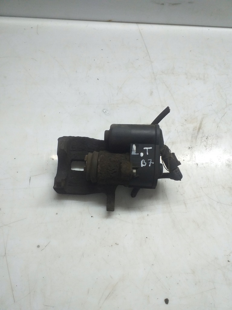 фото №1, Суппорт тормозной левый задняя vw passat b7