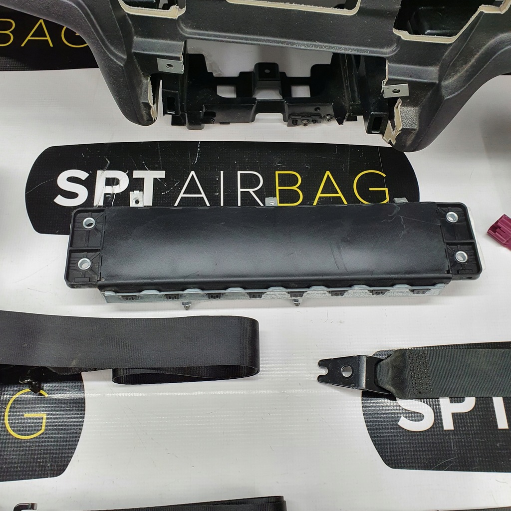 фото №7, Volvo s90 v90 панель приладів czarna org head up консоль подушки безпеки ремені подушка безпеки