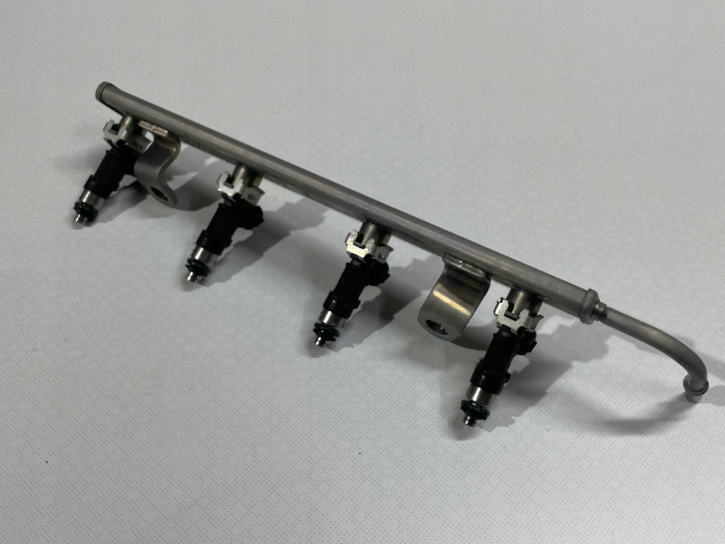 фото №1, Mitsubishi asx 1.6b молдинг впрыскная форсунки