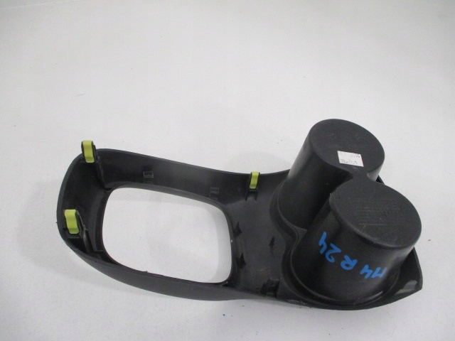 фото №7, Peugeot 108 рамка кронштейн na чашки 58804-0h010