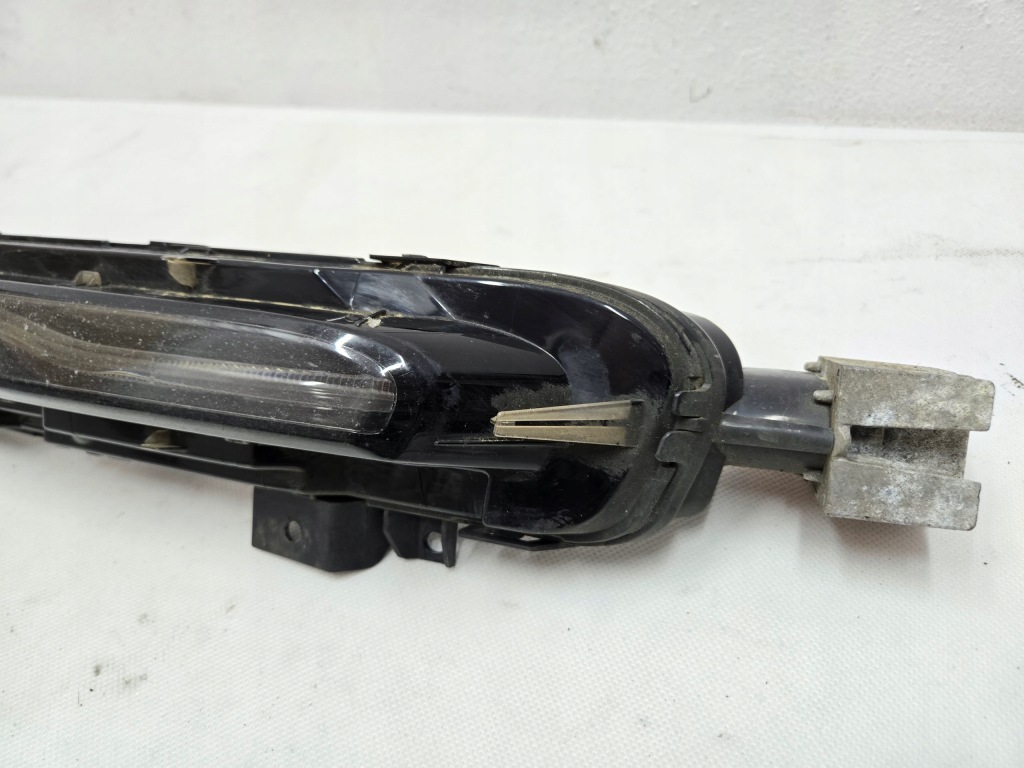 Volvo v40 2 led drl к движение dziennej правый 31290579 Доставка