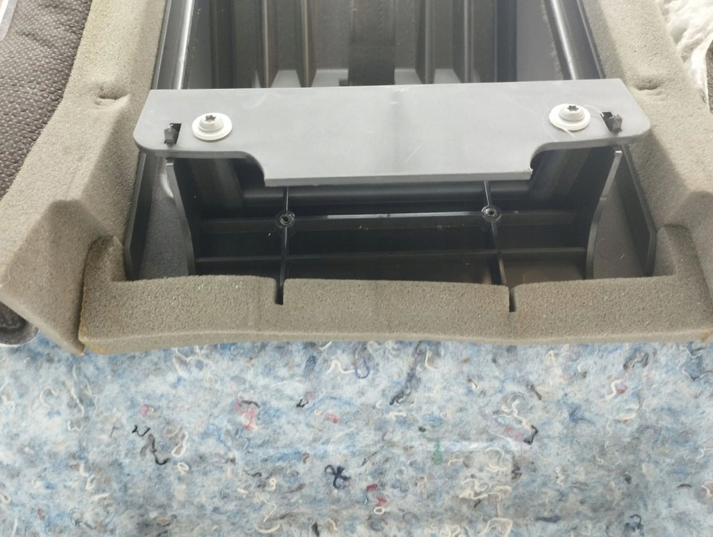 фото №7, Bentley flying spur 2005 перегородка багажника