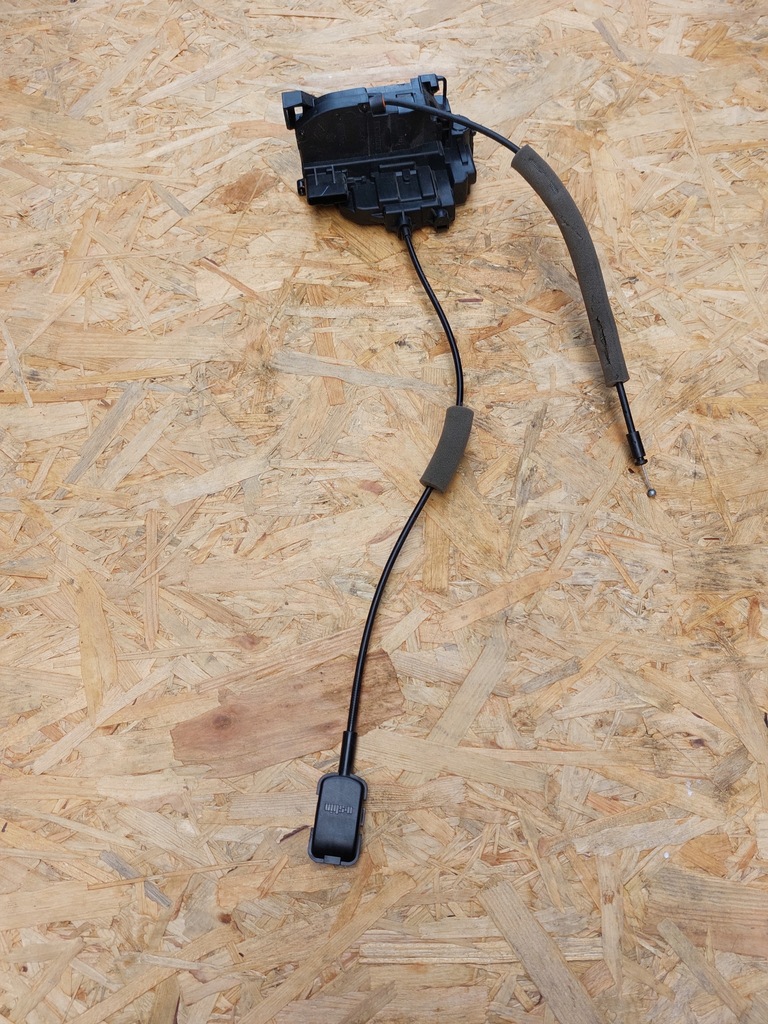 фото №1, Renault master iii iv 22/23r замок дверь правый перед оригинал