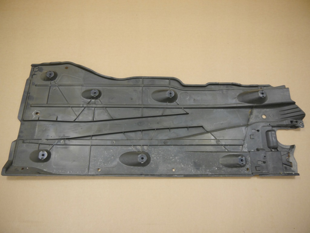 фото №1, Audi a3 8v golf 7 захист підвіска права 5q0825202l