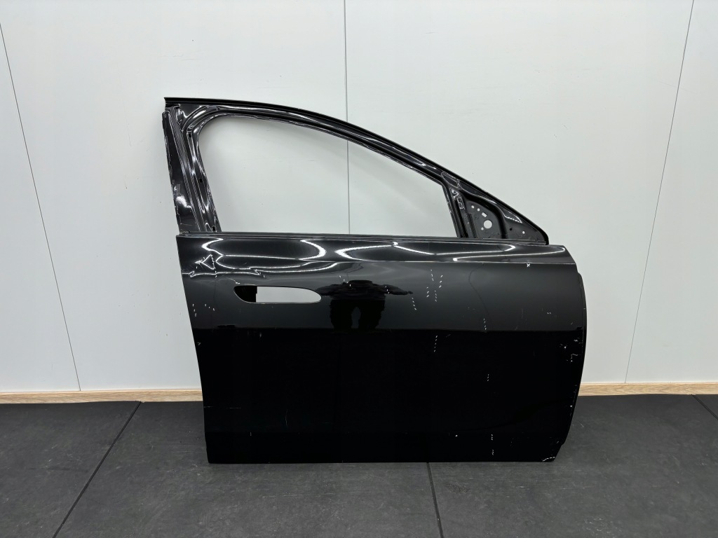 Купити Mercedes e-klasa w214 214 двері праве передні перед