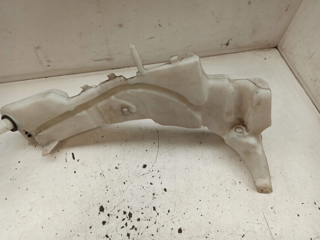 фото №8, Ford оригінальний номер 3m5113k163ae бак омивача