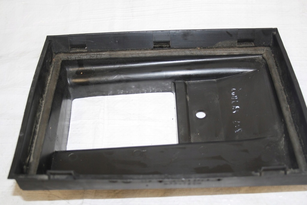 фото №7, Корпус фільтра салонний a3 8l golf iv 1j1819640b