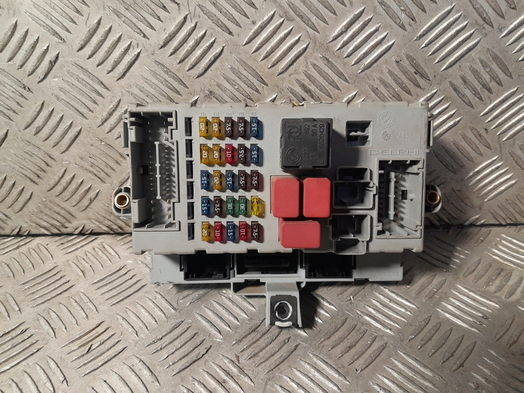 фото №1, Fiat idea коробка предохранителей 51732916