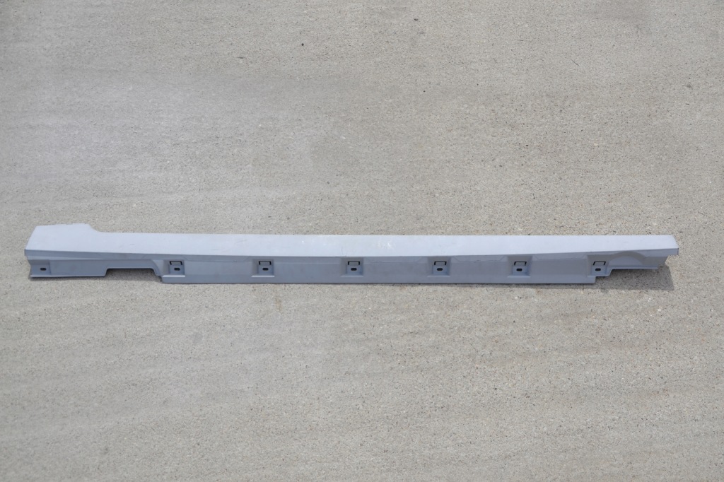 Купить Порог накладка  порог правая vw passat b8 3g0853858