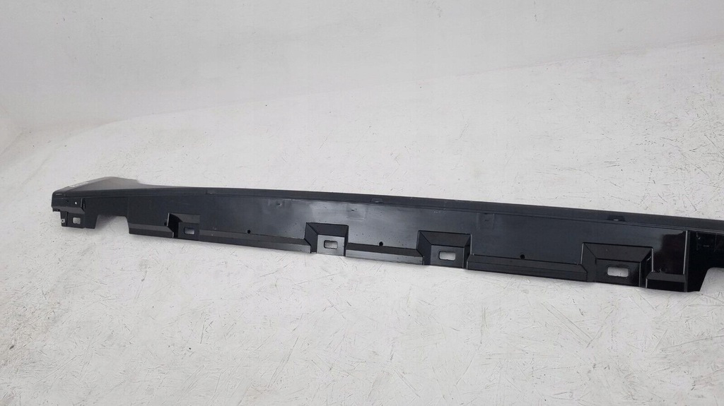 фото №8, Audi a5 s5 s line 8w8 sportback 2016- молдинг поріг права 8w8853860a