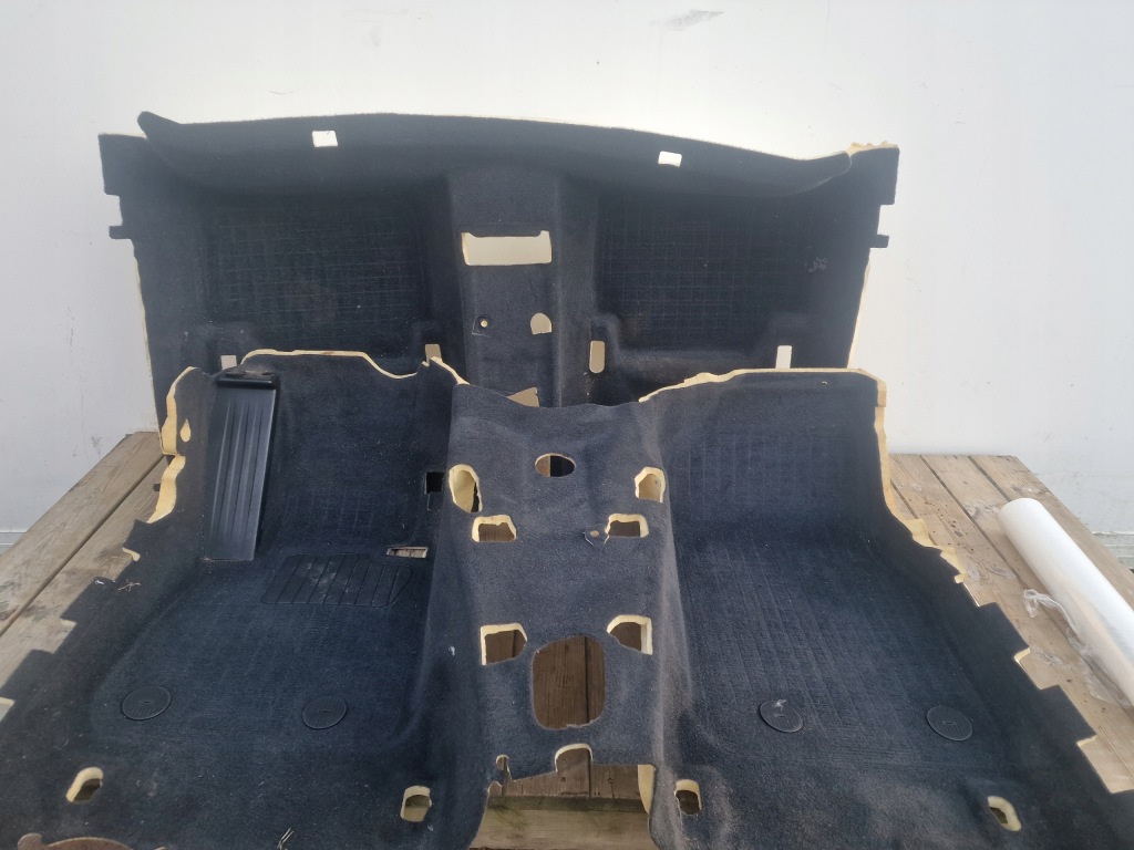 фото №1, Bmw f20 f21 коврик обшивка перед задняя комплект eu