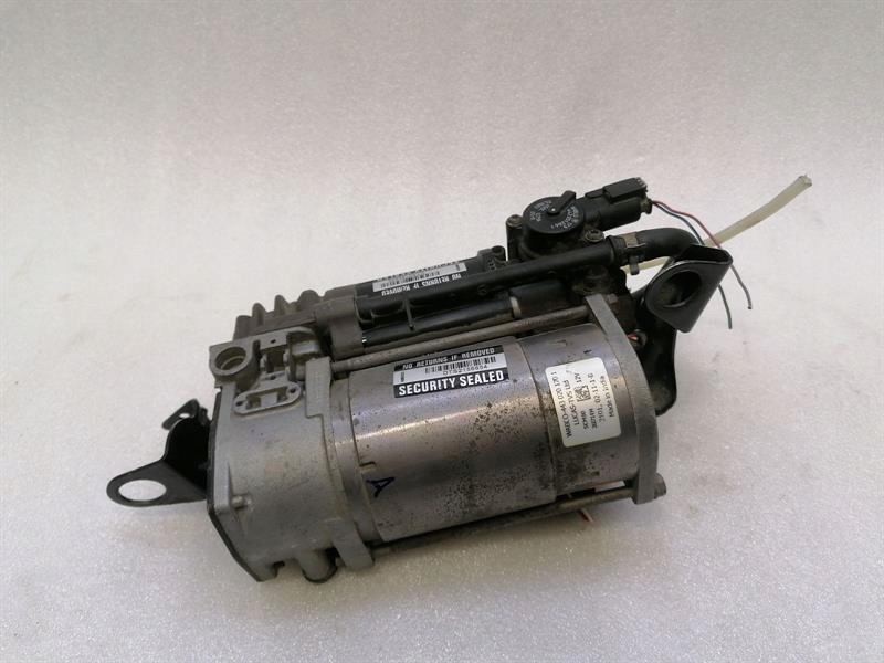 Купити Mercedes cls w218 suspension насос a2123200104 компресор air airmatic
