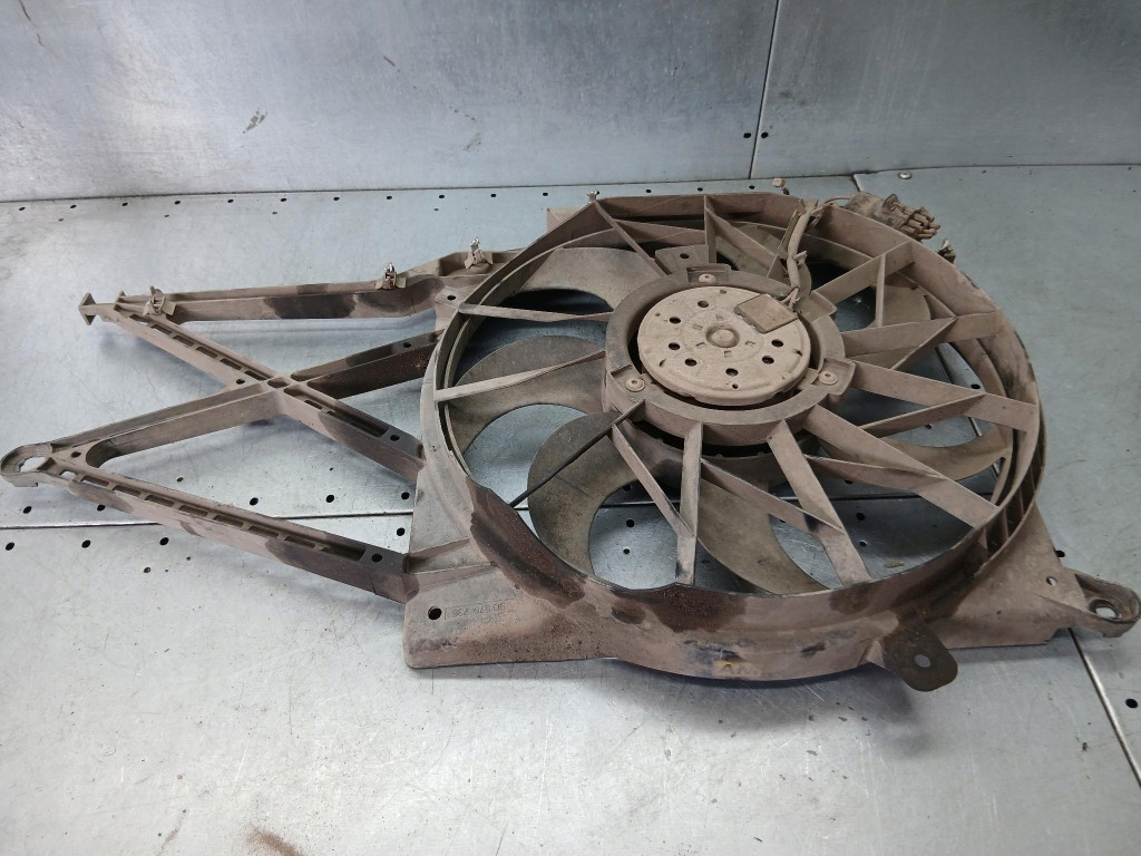 Вентилятор радіатора води opel astra g 1.6b 98r 90570739 Оригінал