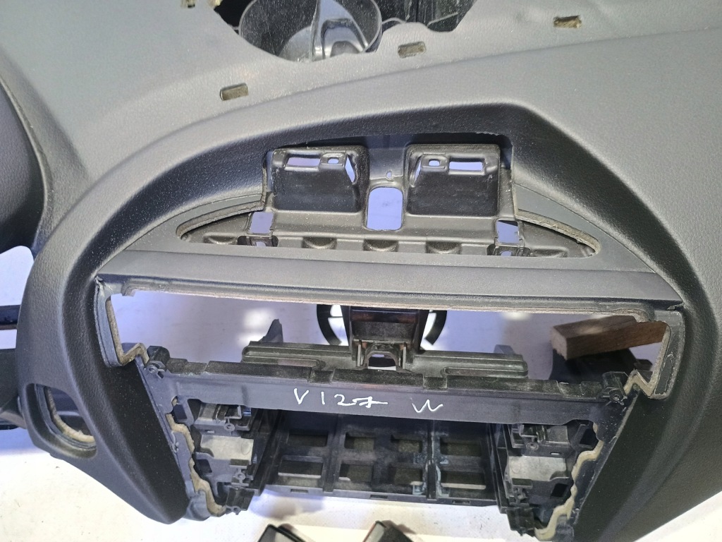 фото №8, Bmw 1 f20 f21 przed lift панель приладів консоль подушка безпеки подушки безпеки натягувачі комплект