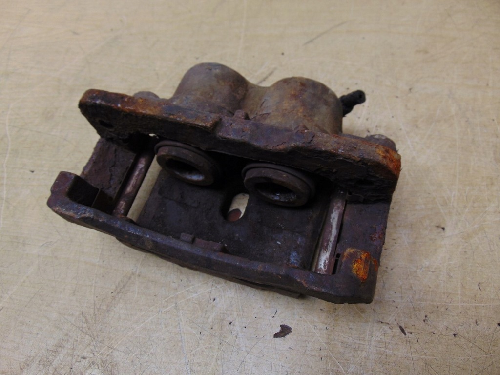 фото №14, Суппорт тормозной левый перед chevrolet tahoe ii 1999-