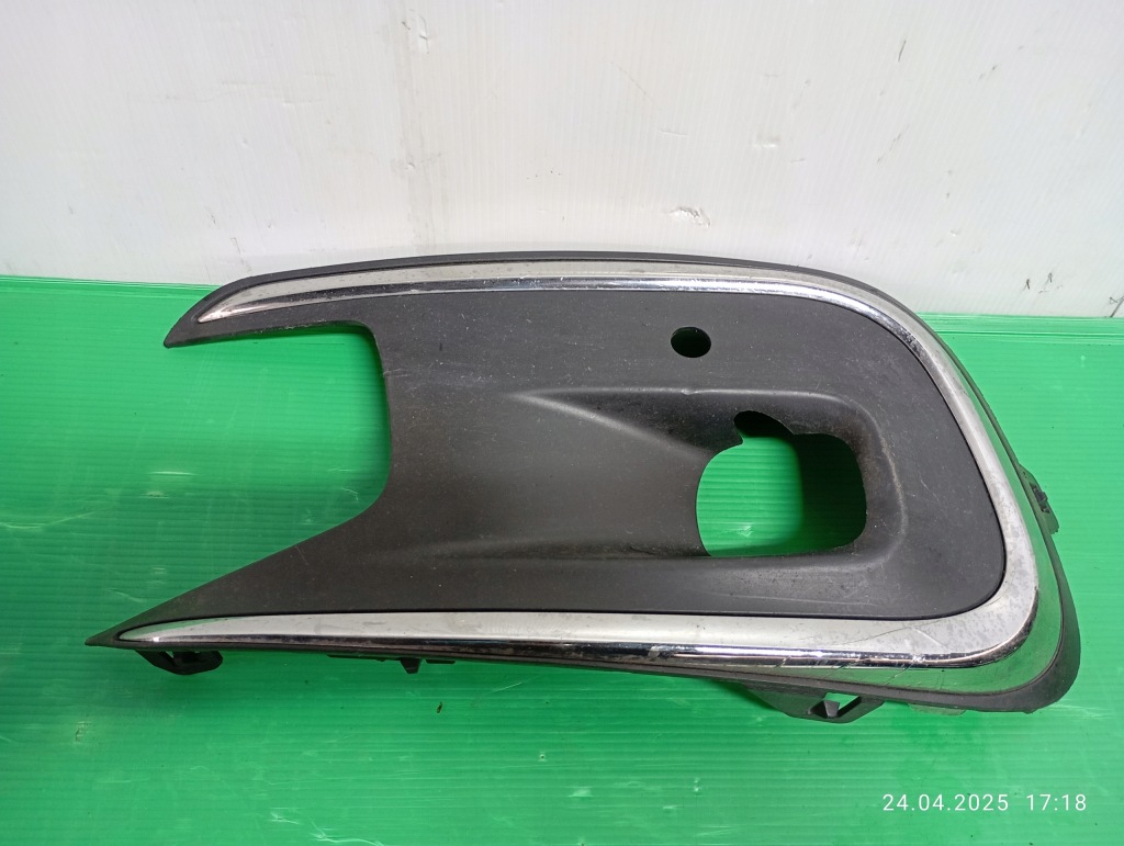 фото №1, Решётка бампера перед левая citroen c4 picasso ii lift 99890663 aa37703402