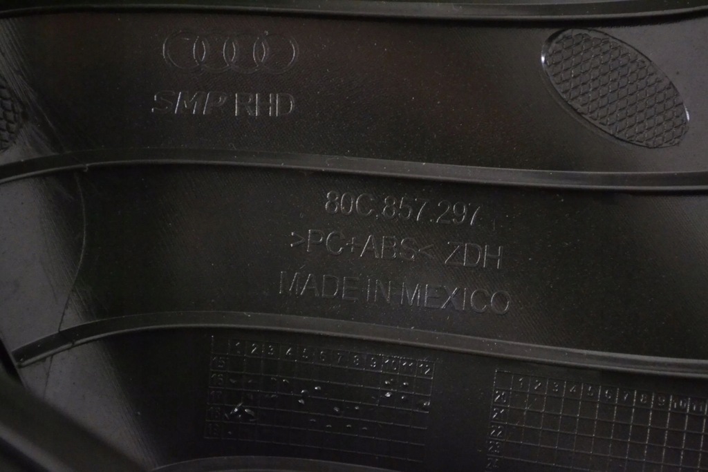 фото №5, Audi q5 sq5 2019 рамка бардачка панели приборной панели