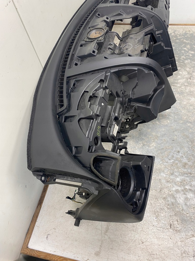 фото №4, Mazda rx8 rx-8 приборная панель консоль каркас europa