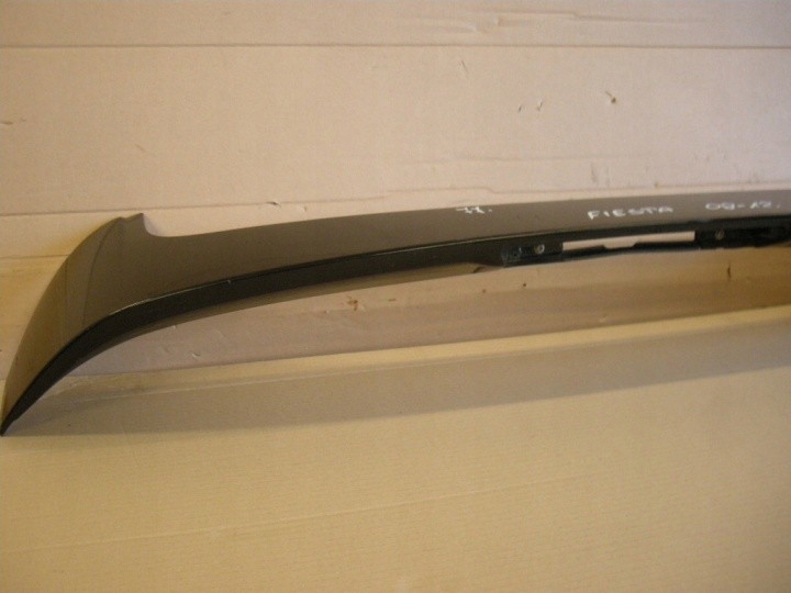 фото №2, Ford fiesta спойлер na крышка