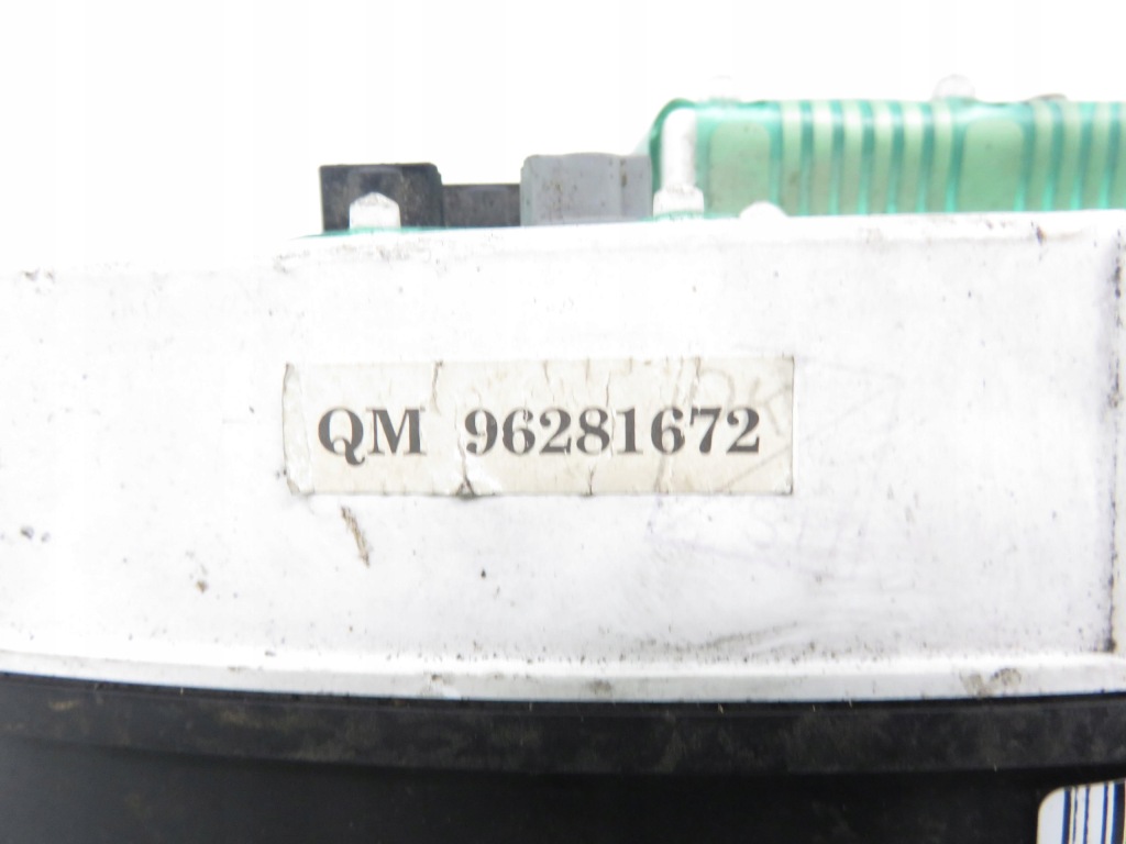 Панель daewoo lanos 1.3 96281672 Цена