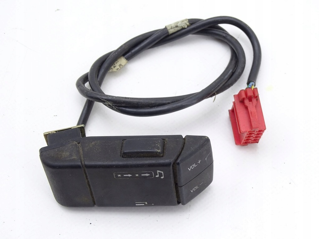 фото №1, Renault midlum e3 00-06 переключатель pilot радио