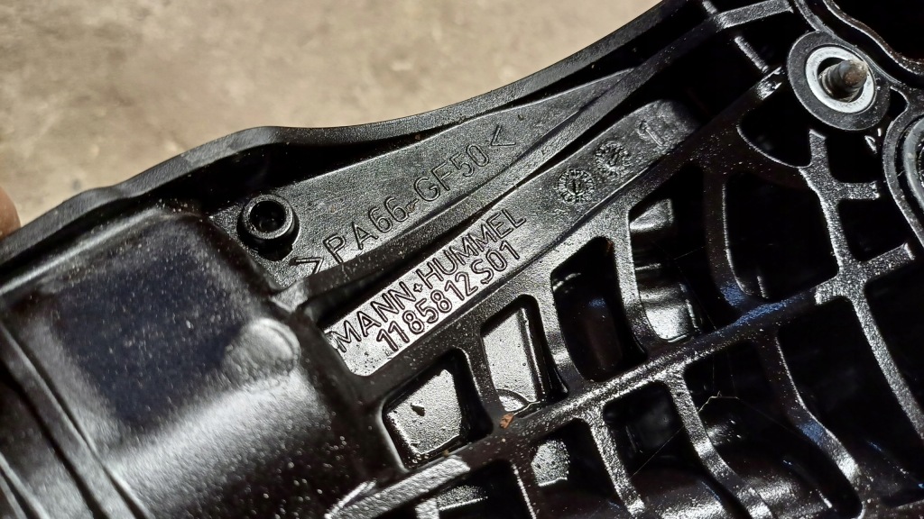 Mini cooper f55 1.5 b корпус фильтра масла защита радиатор 8649177 с Разборки