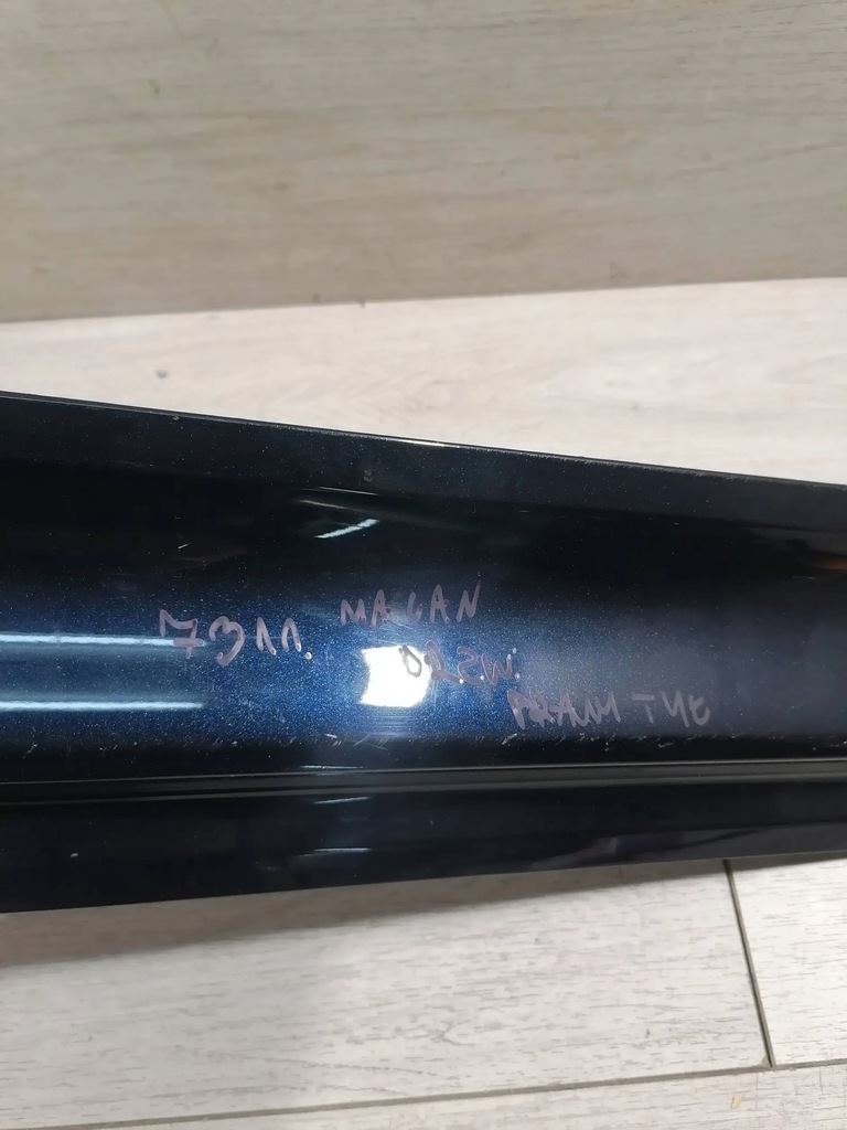 фото №7, Macan молдинг дверь правый задняя 51647400110