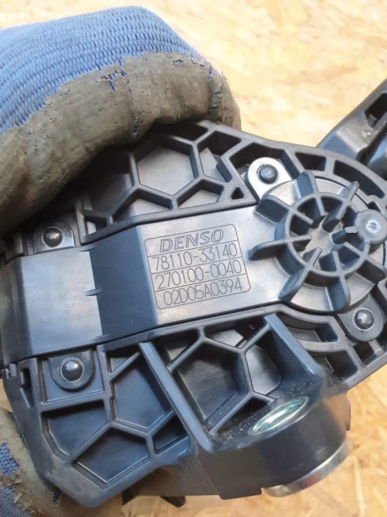 фото №5, Toyota rav4 v педаль газа