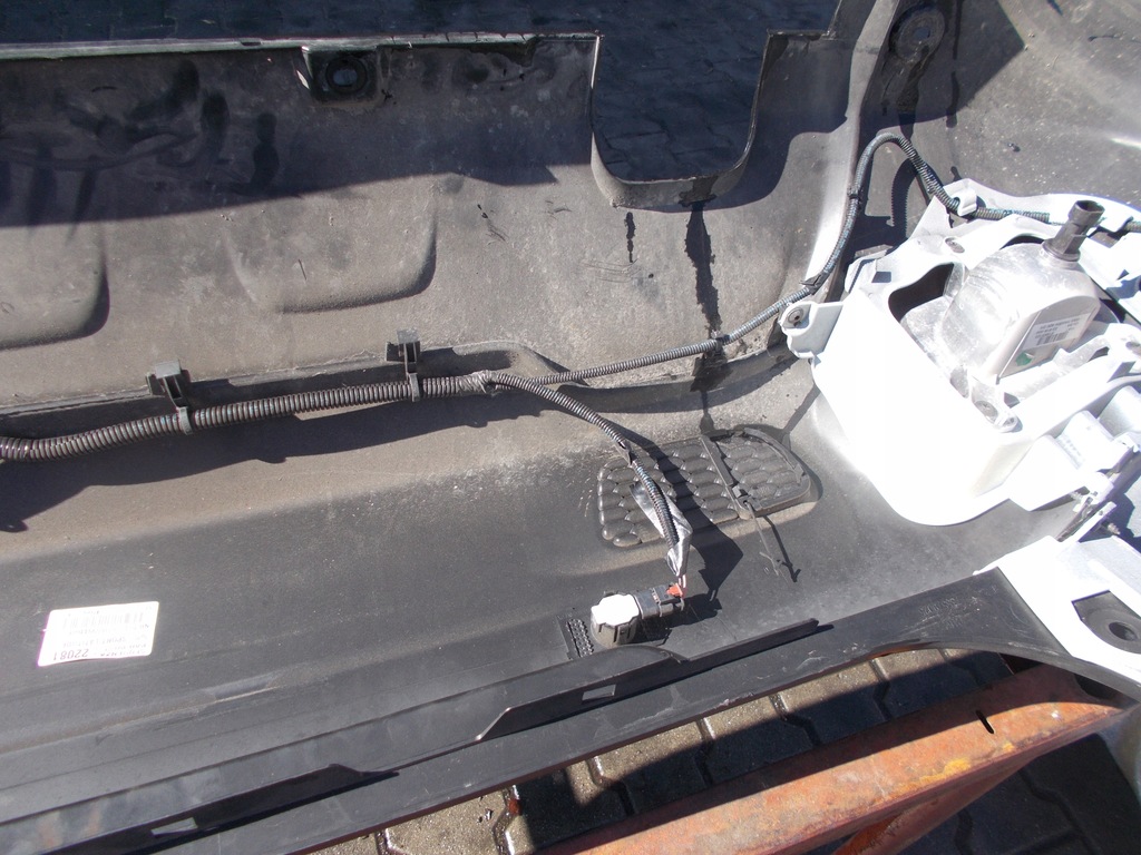 фото №3, Бампер задній jeep renegade 2016- парктронік