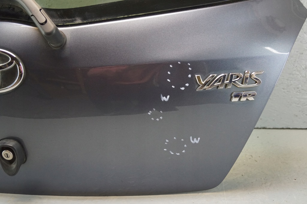 фото №9, Кришка багажника багажника задня toyota yaris ii 1g3