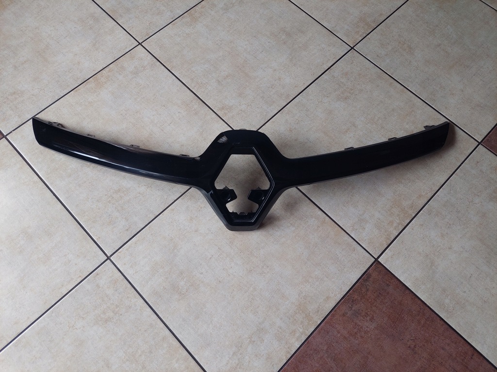 фото №1, Решётка радиатора - молдинг решетка - renault captur ii - 2019