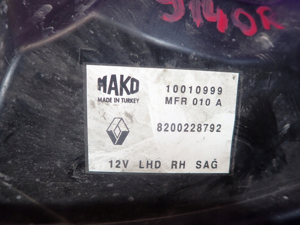 фото №16, Renault clio ii thalia i lift fl 01-05 лампа фара правый 8200228792