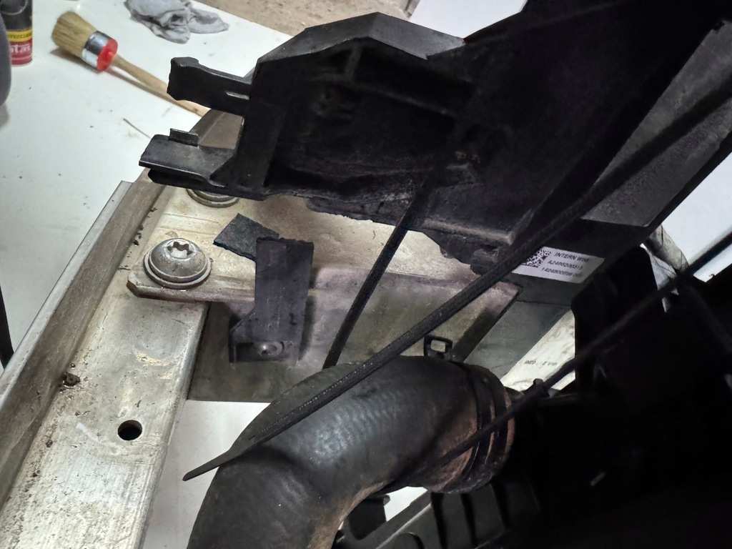 фото №15, Mercedes gla w156 x156 pas передній радіатор вентилятор