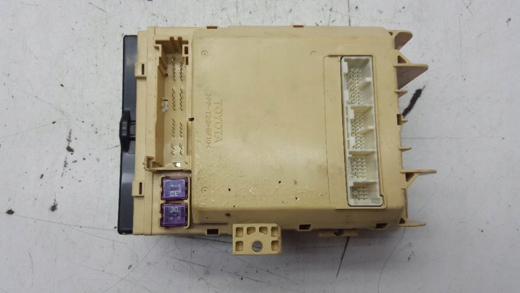 фото №3, Коробка запобіжників lexus rx 400h gu 2007