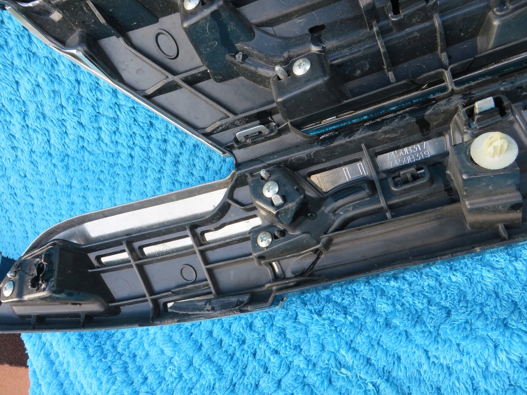 фото №8, Outlander 3 iii lift 2018- решётка радиатора оригинал