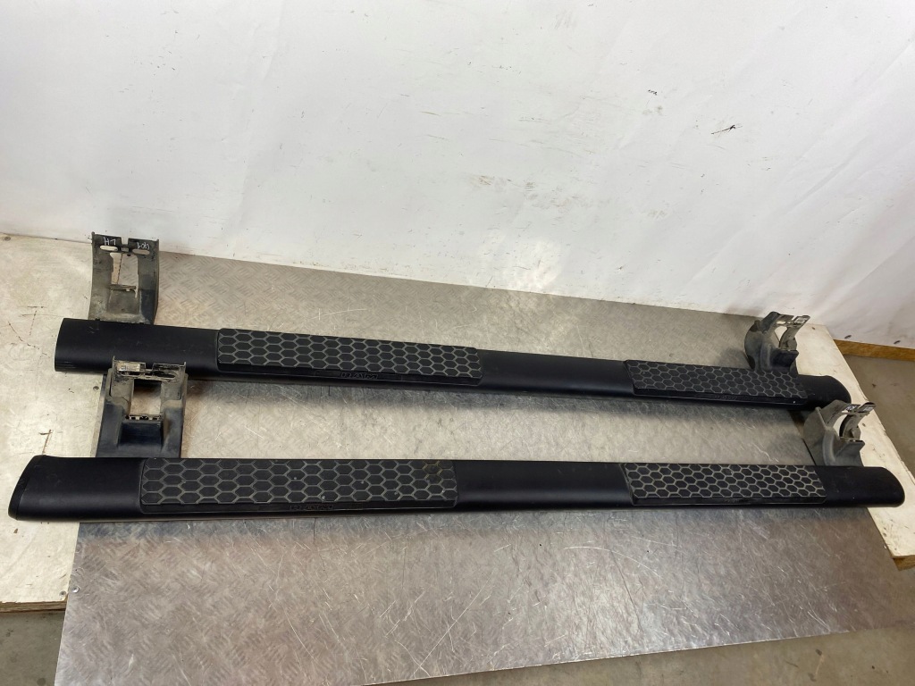 Купити 2018 dodge van ram пороги бічний