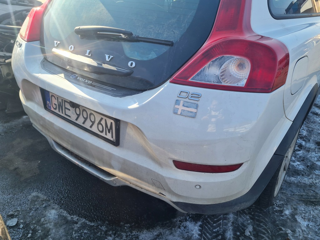 фото №1, Volvo c30 c-30 крышка багажника задняя задняя стекло спойлер